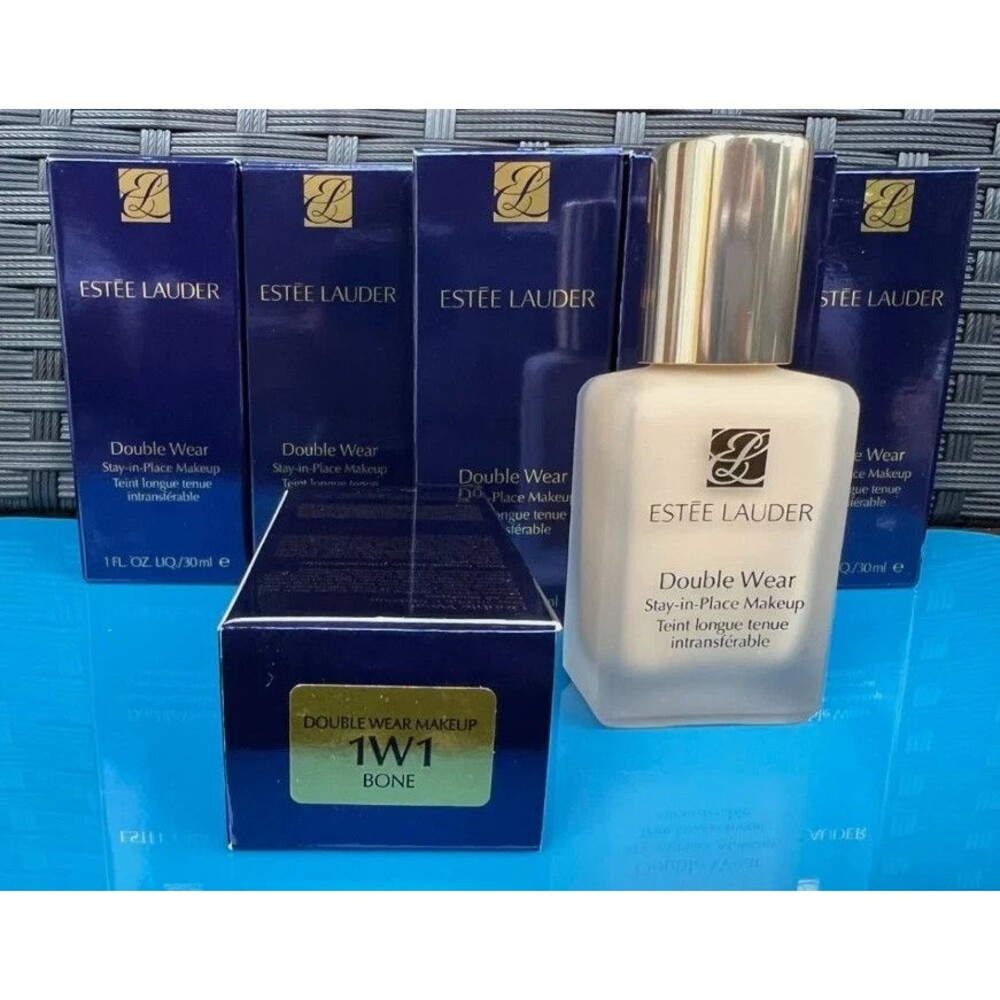 Estee Lauder Double Wear Stay-in-Place Foundation - 1 oz / 30 ml -1W1 Bone